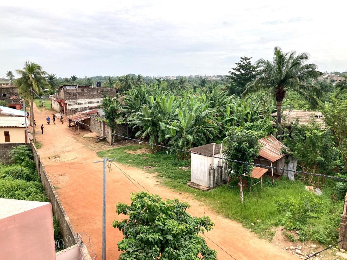شقة Porto-Novo Logement Lumineux Et Calme المظهر الخارجي الصورة