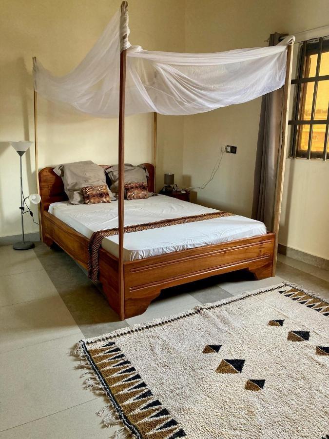 شقة Porto-Novo Logement Lumineux Et Calme المظهر الخارجي الصورة